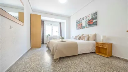 Room for rent in Tavernes Blanques, Comunidad Valenciana