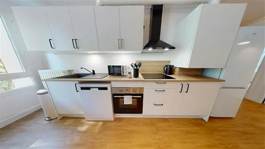 Rooms in Lyon - photo 8