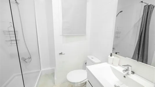 Rooms in Barcelona Les Corts - photo 5