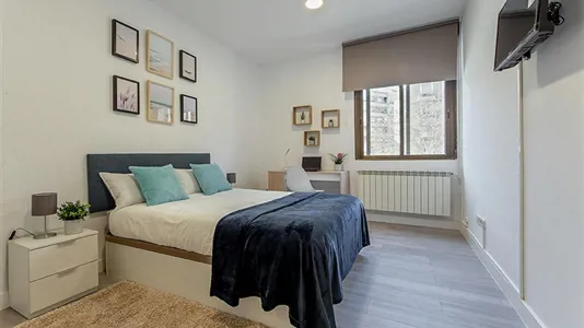 Rooms in Madrid Salamanca - photo 1