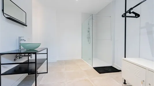 Rooms in Charleroi - photo 9
