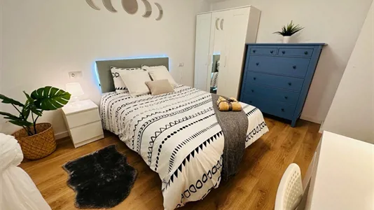 Rooms in Zaragoza - photo 2