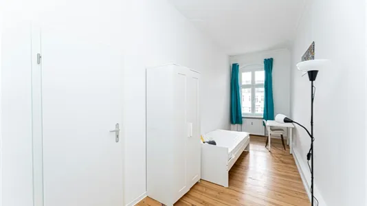 Rooms in Berlin Friedrichshain-Kreuzberg - photo 3