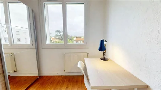 Rooms in Toulouse - photo 2