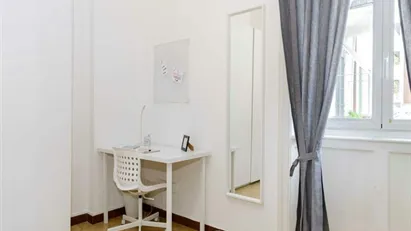 Room for rent in Milano Zona 4 - Vittoria, Forlanini, Milan