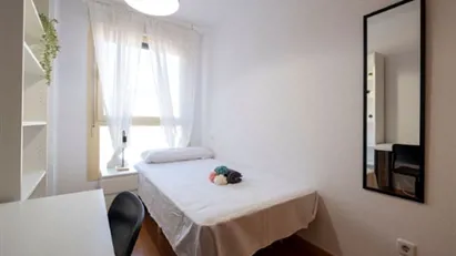 Room for rent in El Encinar de los Reyes, Comunidad de Madrid