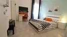Room for rent, Brescia, Lombardia, &lt;span class=&quot;blurred street&quot; onclick=&quot;ProcessAdRequest(13468601)&quot;&gt;&lt;span class=&quot;hint&quot;&gt;See streetname&lt;/span&gt;[xxxxxxxxxxxxx]&lt;/span&gt;