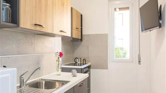 Rooms in Milano Zona 8 - Fiera, Gallaratese, Quarto Oggiaro - photo 8