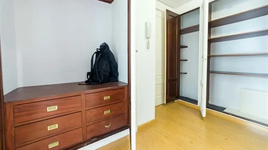 Rooms in Valencia Ciutat Vella - photo 9