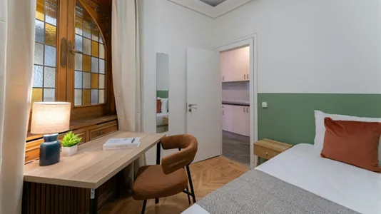 Rooms in Madrid Moncloa-Aravaca - photo 5