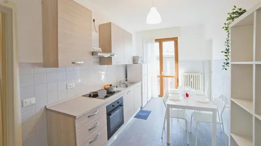 Rooms in Lecco - photo 6