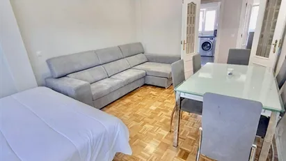 Room for rent in Madrid Ciudad Lineal, Madrid