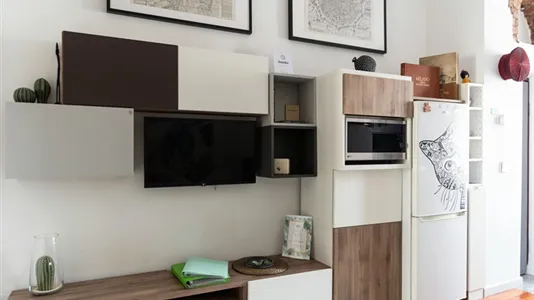 Apartments in Milano Zona 6 - Barona, Lorenteggio - photo 2