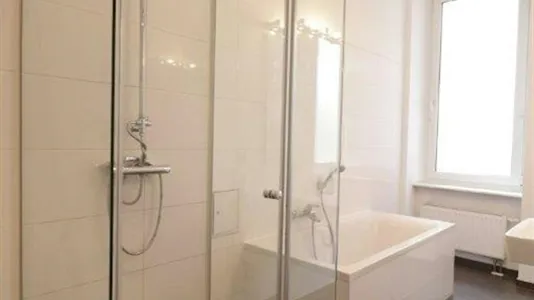 Rooms in Berlin Friedrichshain-Kreuzberg - photo 10