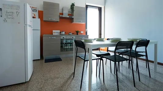 Rooms in Lecco - photo 3