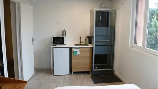 Apartments in Bobigny - photo 10