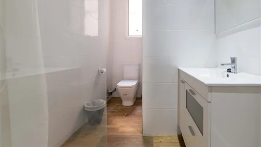 Rooms in Valencia Extramurs - photo 10