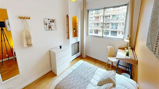 Rooms in Paris 17ème arrondissement - photo 2