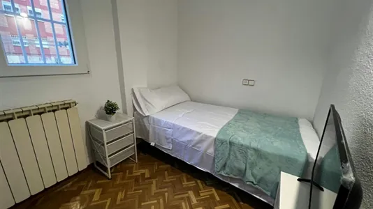 Rooms in Madrid Ciudad Lineal - photo 6