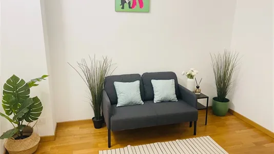 Rooms in Milano Zona 8 - Fiera, Gallaratese, Quarto Oggiaro - photo 5