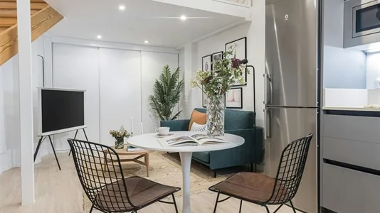 Apartments in Madrid Chamberí - photo 5