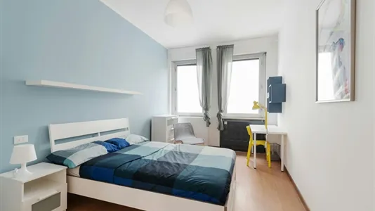 Rooms in Milano Zona 2 - Stazione Centrale, Gorla, Turro, Greco, Crescenzago - photo 1
