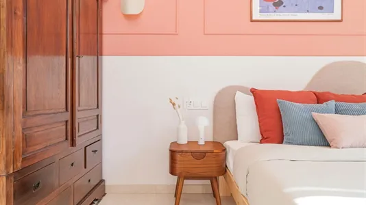 Rooms in Barcelona Eixample - photo 8