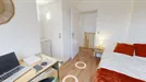 Room for rent, Lyon, Auvergne-Rhône-Alpes, &lt;span class=&quot;blurred street&quot; onclick=&quot;ProcessAdRequest(12016699)&quot;&gt;&lt;span class=&quot;hint&quot;&gt;See streetname&lt;/span&gt;[xxxxxxxxxxxxx]&lt;/span&gt;