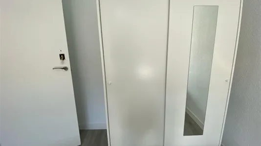 Rooms in Adaro - photo 7