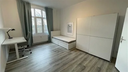 Rooms in Potsdam - photo 1
