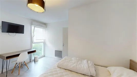 Rooms in Poitiers - photo 2