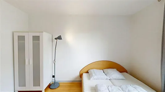 Rooms in Saint-Julien-en-Genevois - photo 3