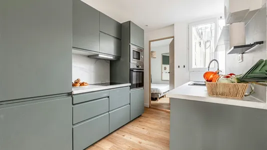 Apartments in Paris 17ème arrondissement - photo 6