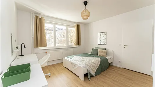 Rooms in Berlin Neukölln - photo 1