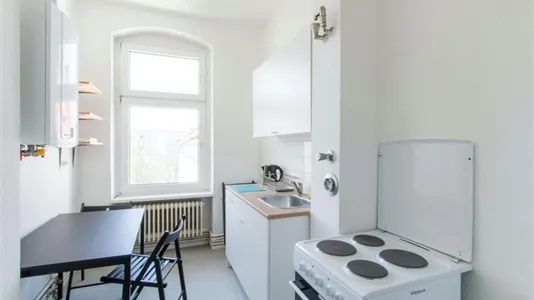 Rooms in Berlin Neukölln - photo 8