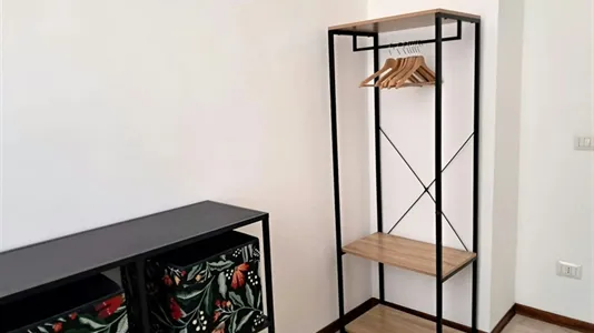 Rooms in Milano Zona 8 - Fiera, Gallaratese, Quarto Oggiaro - photo 5