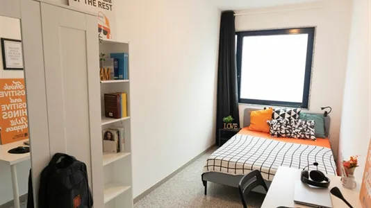 Rooms in Cagliari - photo 3