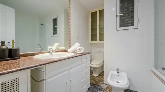 Rooms in Madrid Tetuán - photo 10