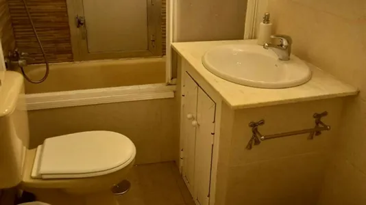 Rooms in Madrid Centro - photo 8