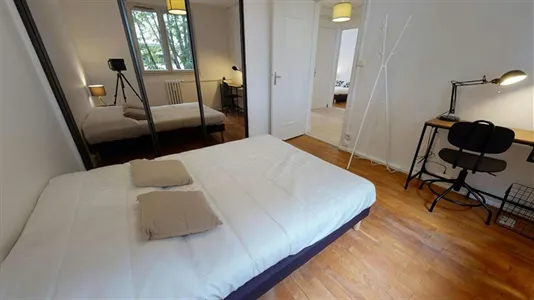 Apartments in Lyon - photo 3