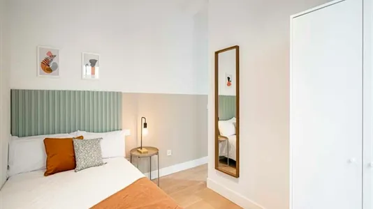 Rooms in Madrid Centro - photo 2