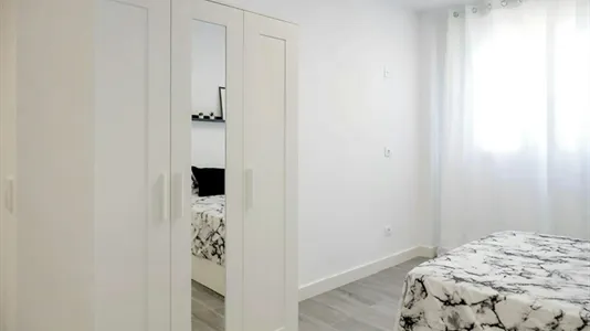 Rooms in Madrid Carabanchel - photo 6