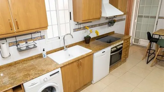 Rooms in Valencia Algirós - photo 10