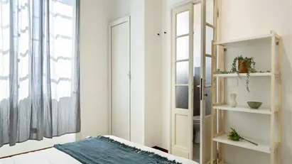 Room for rent in Milano Zona 4 - Vittoria, Forlanini, Milan