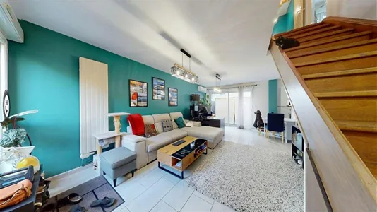 Houses in Lyon - photo 5