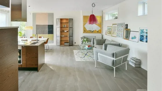 Houses in Sollentuna - photo 3