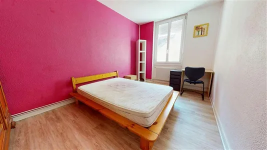 Apartments in Saint-Étienne - photo 7