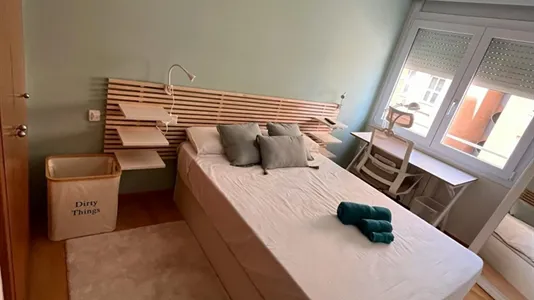 Rooms in Girona - photo 2