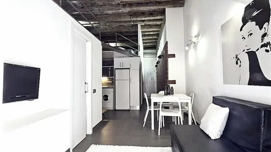 Apartments in Barcelona Ciutat Vella - photo 1
