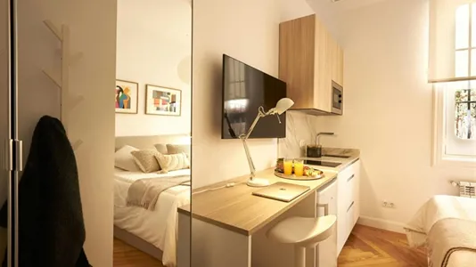 Apartments in Madrid Centro - photo 2
